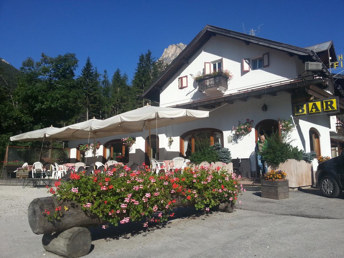 Hotel Fiames Cortina dʼAmpezzo Exterior foto